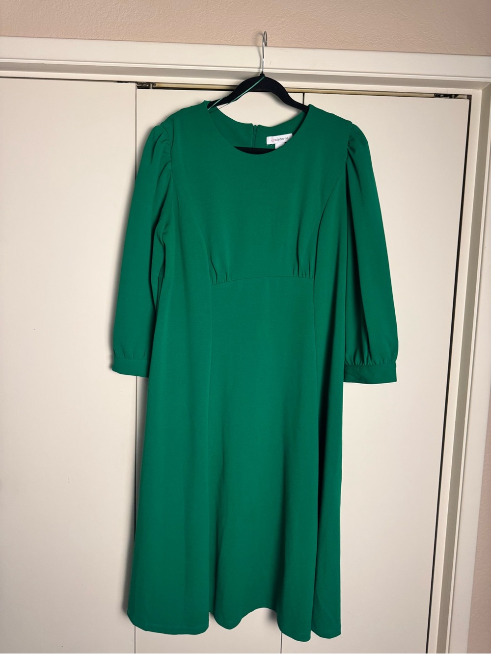 Liz Claiborne Emerald Green Long Sleeve Midi Dress